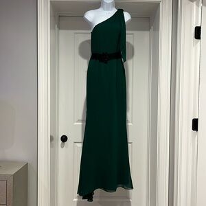 Vera Wang Lavender Label size 4 green long one shoulder dress removable belt